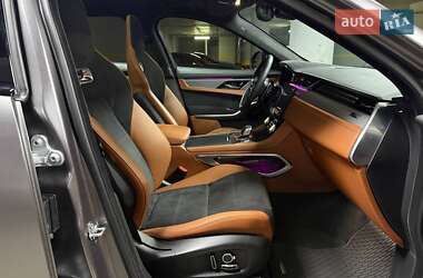 Внедорожник / Кроссовер Jaguar F-Pace 2022 в 