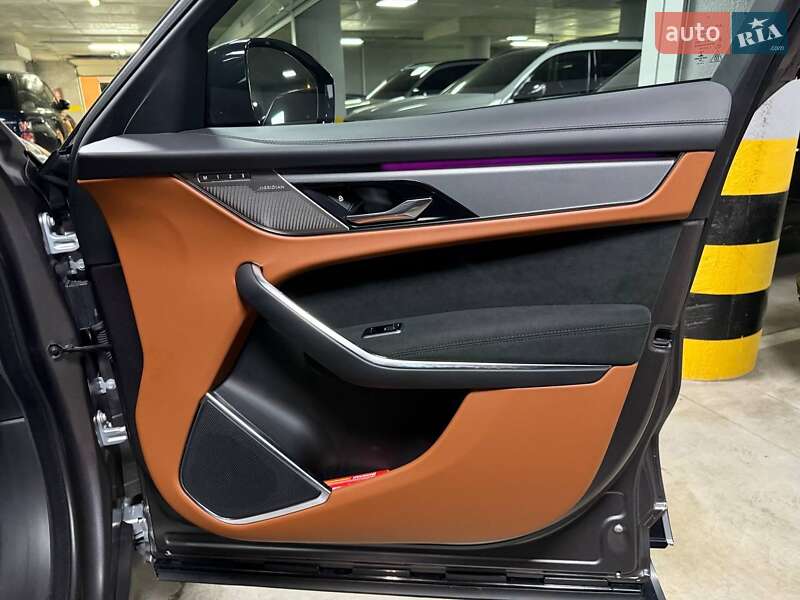 Внедорожник / Кроссовер Jaguar F-Pace 2022 в Киеве