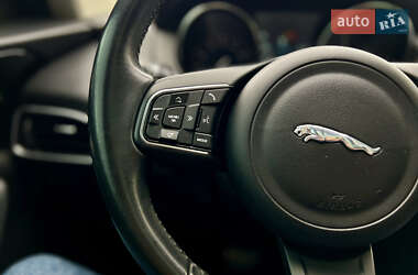 Внедорожник / Кроссовер Jaguar F-Pace 2018 в 