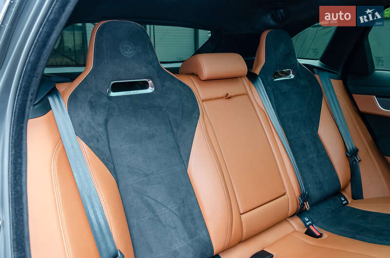 Внедорожник / Кроссовер Jaguar F-Pace 2021 в Киеве фото 37 Внедорожник / Кроссовер Jaguar F-Pace 2021 в Киеве