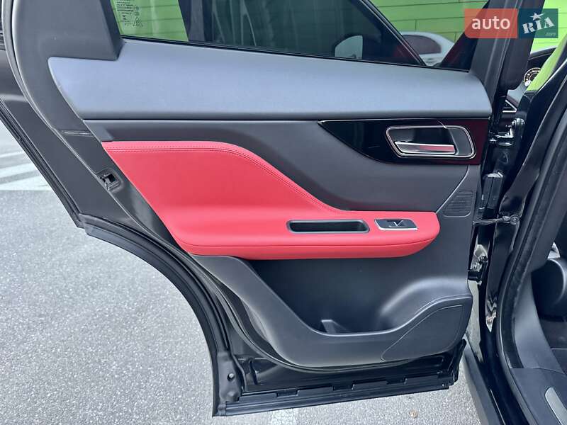 Внедорожник / Кроссовер Jaguar F-Pace 2019 в Киеве фото 41 Внедорожник / Кроссовер Jaguar F-Pace 2019 в Киеве