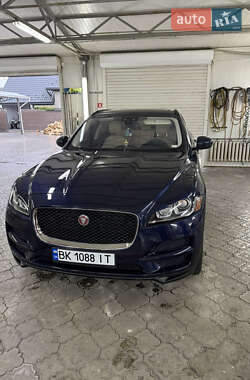 Позашляховик / Кросовер Jaguar F-Pace 2017 в Рівному