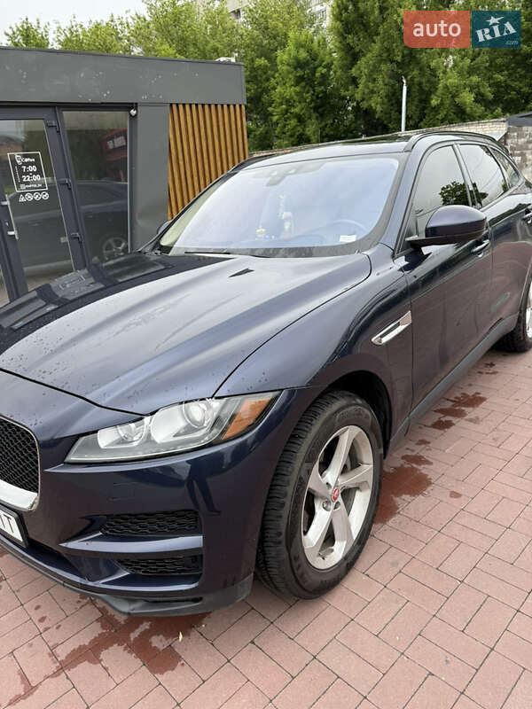 Внедорожник / Кроссовер Jaguar F-Pace 2017 в Ровно