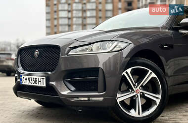 Внедорожник / Кроссовер Jaguar F-Pace 2016 в 