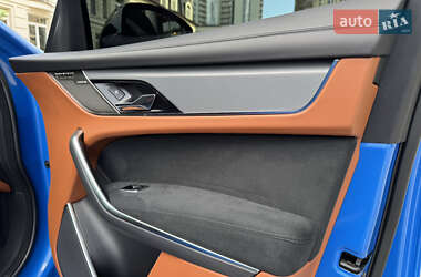 Позашляховик / Кросовер Jaguar F-Pace 2022 в 