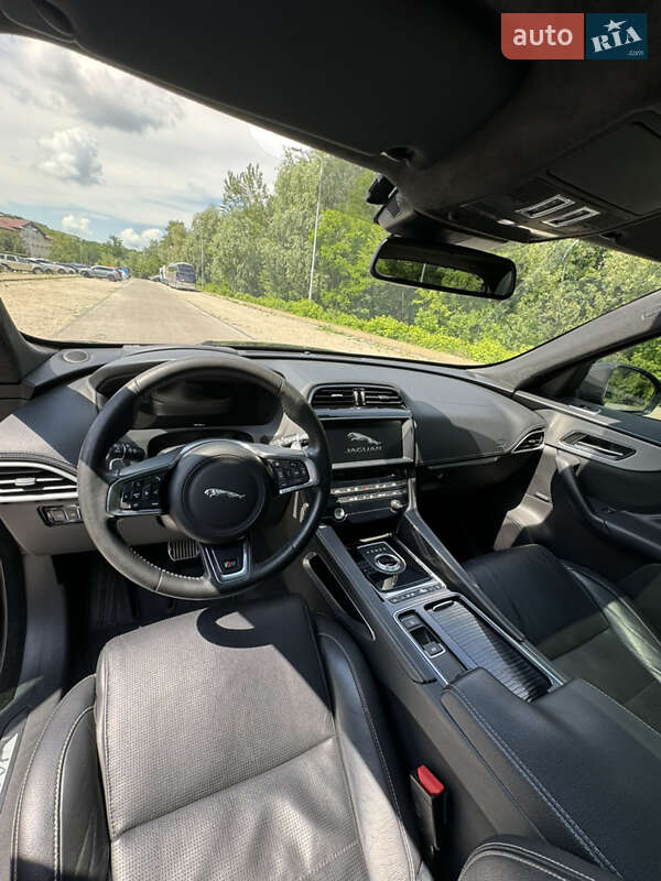 Внедорожник / Кроссовер Jaguar F-Pace 2016 в Днепре