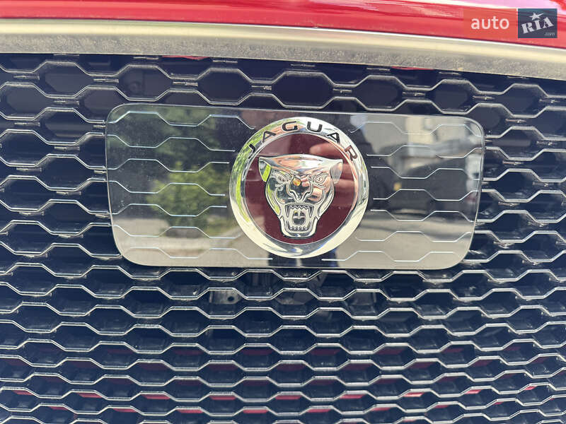 Внедорожник / Кроссовер Jaguar F-Pace 2018 в Тернополе