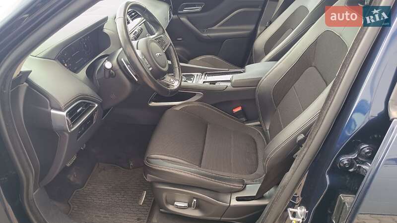 Внедорожник / Кроссовер Jaguar F-Pace 2019 в Киеве фото 12 Внедорожник / Кроссовер Jaguar F-Pace 2019 в Киеве