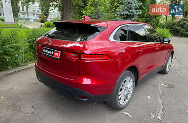 Позашляховик / Кросовер Jaguar F-Pace 2016 в 
