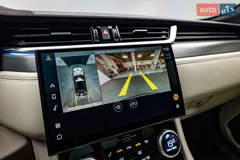 Внедорожник / Кроссовер Jaguar F-Pace 2021 в Киеве