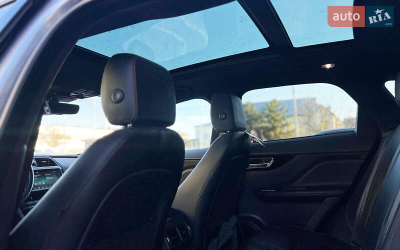 Позашляховик / Кросовер Jaguar F-Pace 2020 в Івано-Франківську