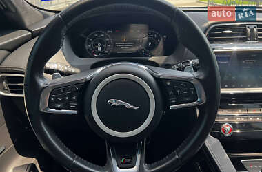 Внедорожник / Кроссовер Jaguar F-Pace 2018 в 