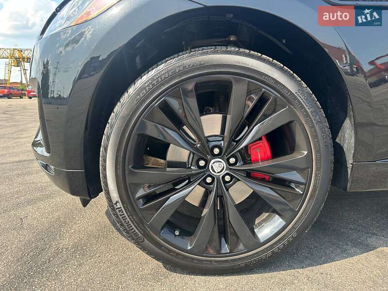 Позашляховик / Кросовер Jaguar F-Pace 2017 в Києві