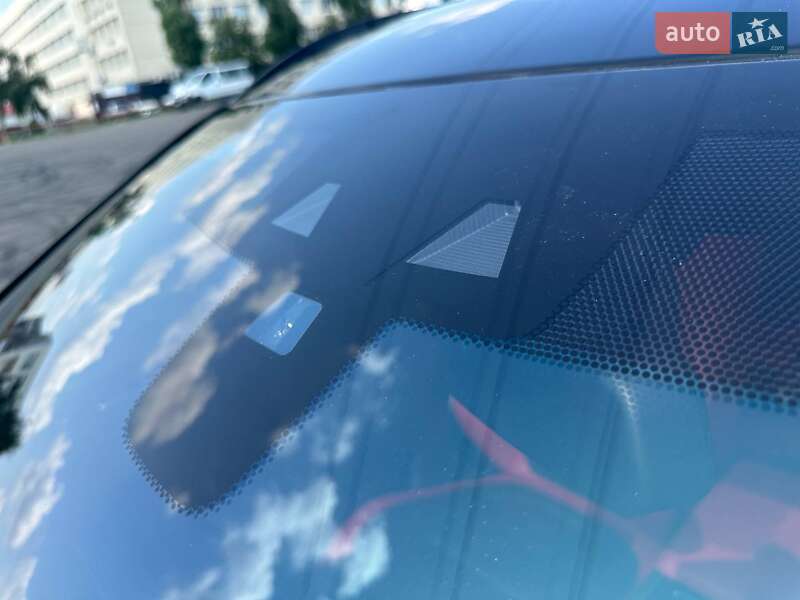 Позашляховик / Кросовер Jaguar F-Pace 2017 в Києві