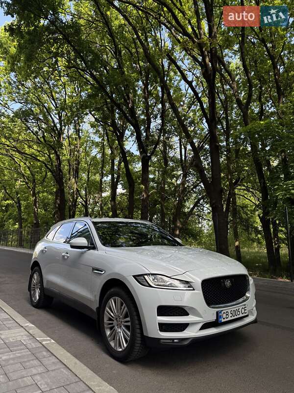 Внедорожник / Кроссовер Jaguar F-Pace 2016 в Чернигове