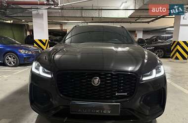 Внедорожник / Кроссовер Jaguar F-Pace 2021 в 