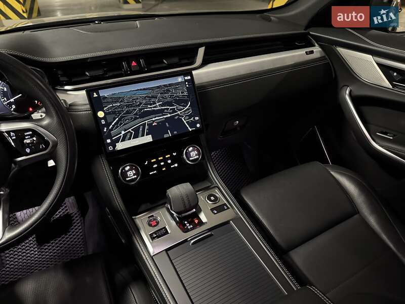 Внедорожник / Кроссовер Jaguar F-Pace 2021 в Киеве