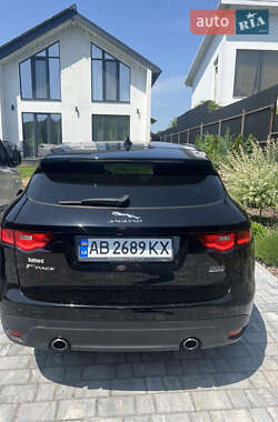 Внедорожник / Кроссовер Jaguar F-Pace 2016 в 