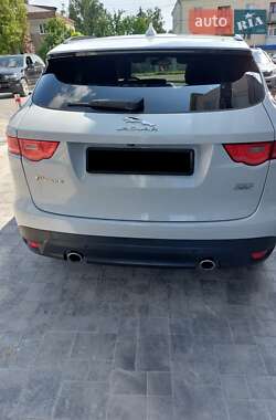 Позашляховик / Кросовер Jaguar F-Pace 2016 в 