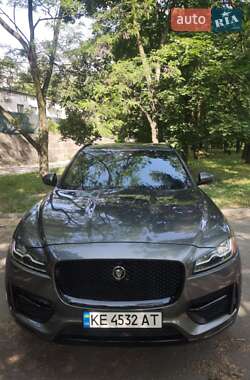 Внедорожник / Кроссовер Jaguar F-Pace 2019 в 