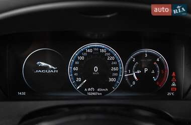 Внедорожник / Кроссовер Jaguar F-Pace 2017 в 