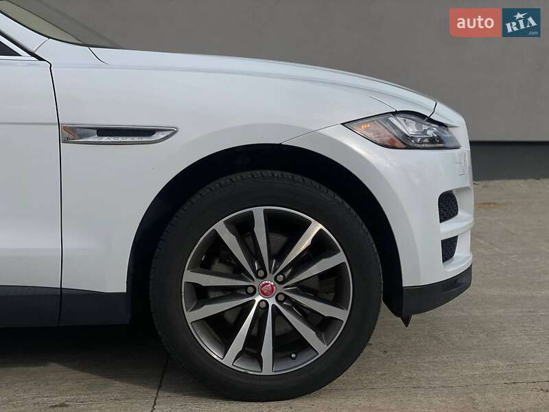 Внедорожник / Кроссовер Jaguar F-Pace 2017 в Киеве