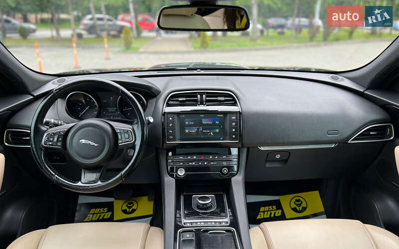 Внедорожник / Кроссовер Jaguar F-Pace 2017 в Львове