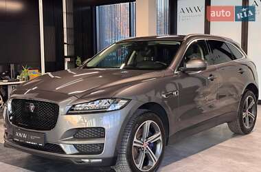Позашляховик / Кросовер Jaguar F-Pace 2017 в 