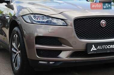Внедорожник / Кроссовер Jaguar F-Pace 2016 в 