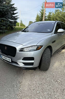 Внедорожник / Кроссовер Jaguar F-Pace 2016 в Тернополе