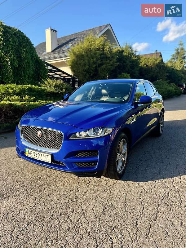 Внедорожник / Кроссовер Jaguar F-Pace 2018 в 