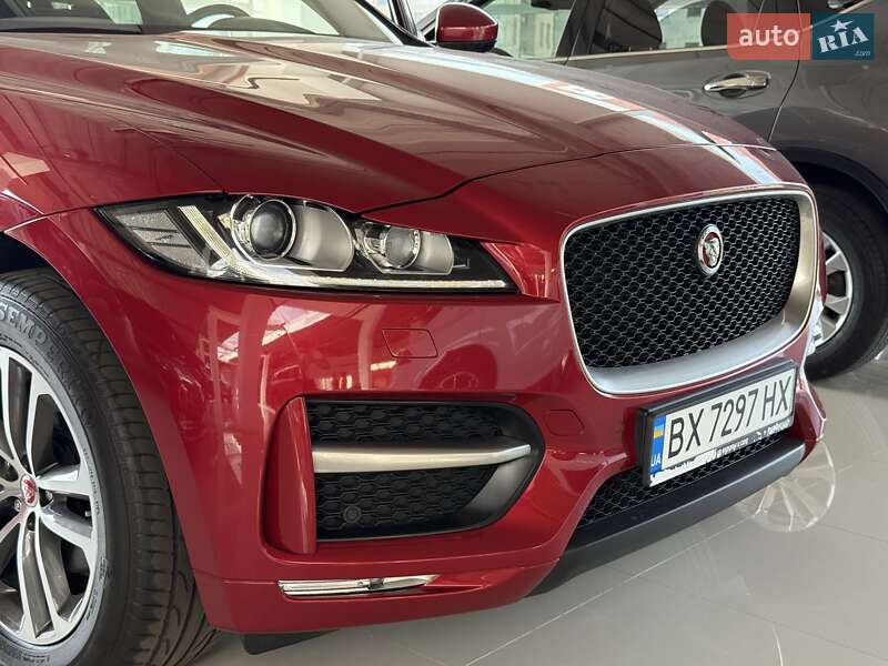 Позашляховик / Кросовер Jaguar F-Pace 2017 в 