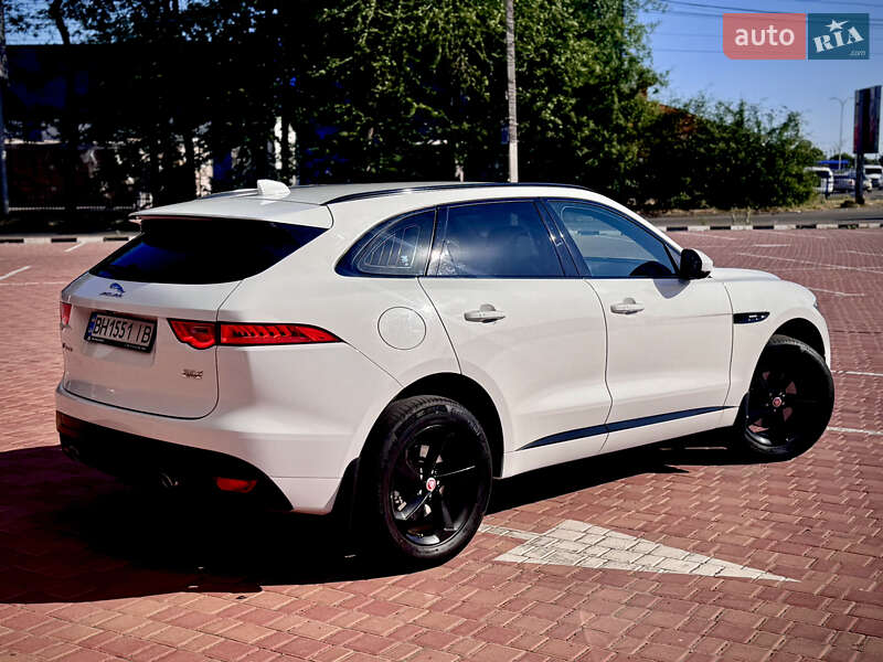 Внедорожник / Кроссовер Jaguar F-Pace 2017 в Одессе