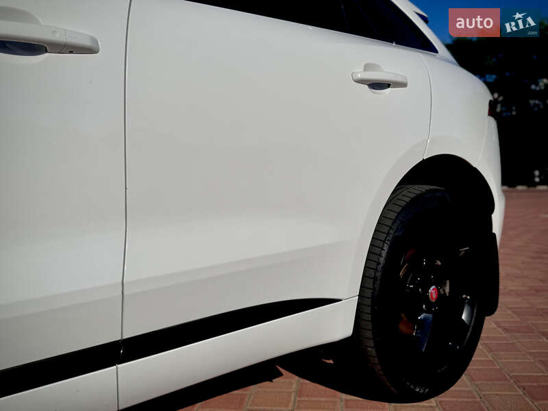 Внедорожник / Кроссовер Jaguar F-Pace 2017 в Одессе