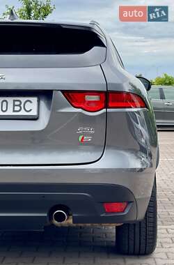 Внедорожник / Кроссовер Jaguar F-Pace 2018 в 