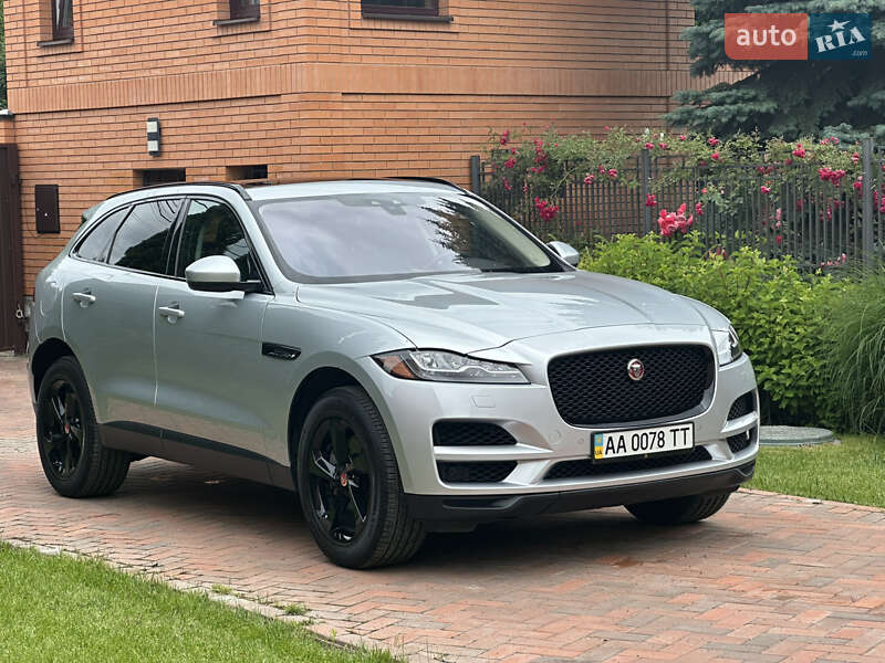 Позашляховик / Кросовер Jaguar F-Pace 2017 в Києві