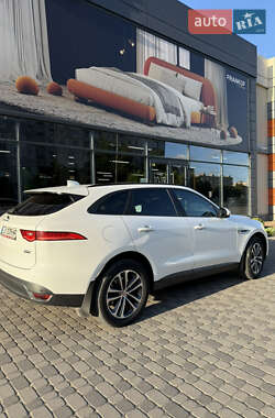 Внедорожник / Кроссовер Jaguar F-Pace 2016 в 