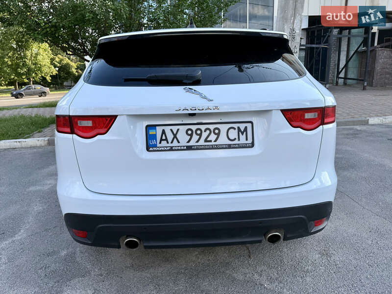 Позашляховик / Кросовер Jaguar F-Pace 2016 в Харкові