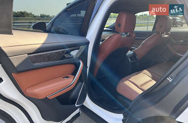 Внедорожник / Кроссовер Jaguar F-Pace 2022 в 