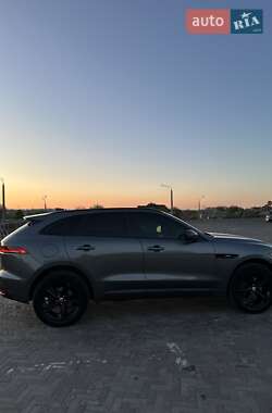 Внедорожник / Кроссовер Jaguar F-Pace 2016 в 