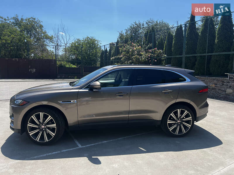 Внедорожник / Кроссовер Jaguar F-Pace 2016 в Василькове