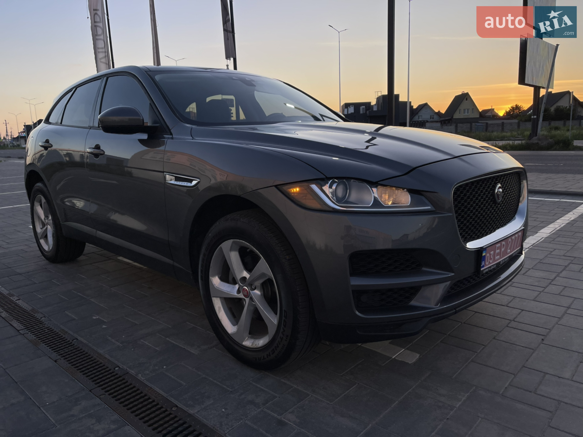 2017 Jaguar F-Pace - мініатюра 5