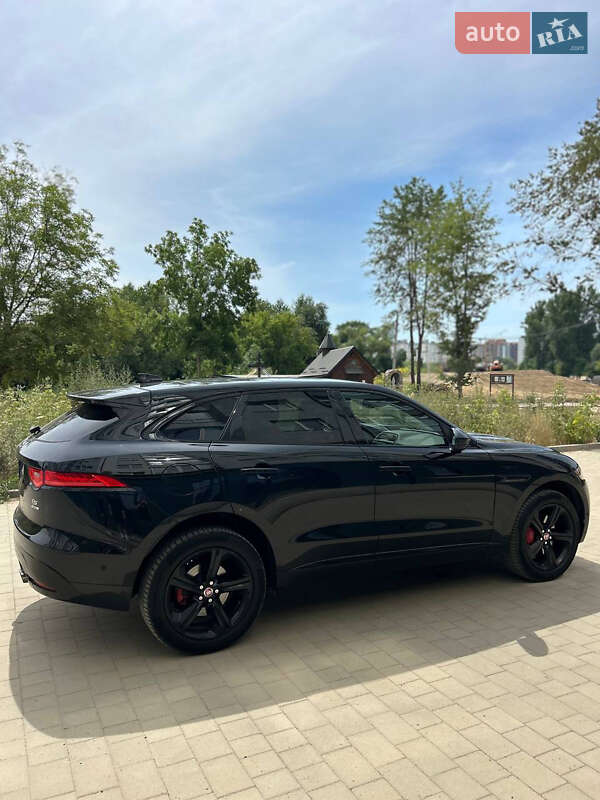 Внедорожник / Кроссовер Jaguar F-Pace 2016 в Ивано-Франковске