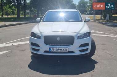Позашляховик / Кросовер Jaguar F-Pace 2016 в 