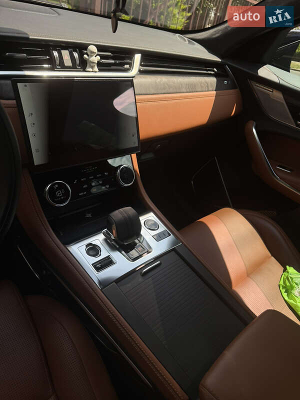Позашляховик / Кросовер Jaguar F-Pace 2021 в Миколаєві