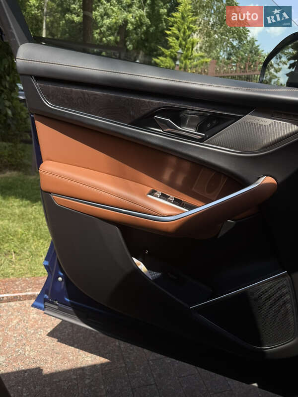 Позашляховик / Кросовер Jaguar F-Pace 2021 в Миколаєві