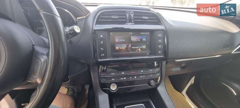 Внедорожник / Кроссовер Jaguar F-Pace 2016 в Виннице фото 28 Внедорожник / Кроссовер Jaguar F-Pace 2016 в Виннице