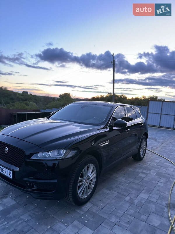 Позашляховик / Кросовер Jaguar F-Pace 2019 в 