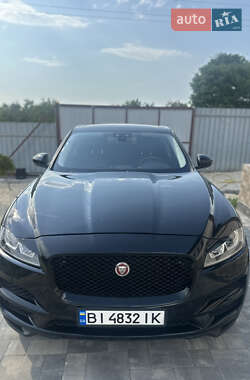 Позашляховик / Кросовер Jaguar F-Pace 2019 в 