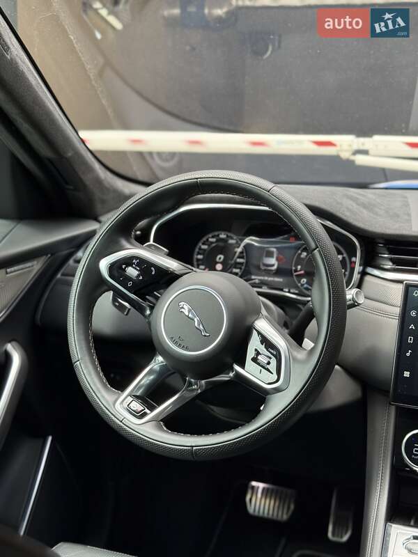 Позашляховик / Кросовер Jaguar F-Pace 2021 в Києві